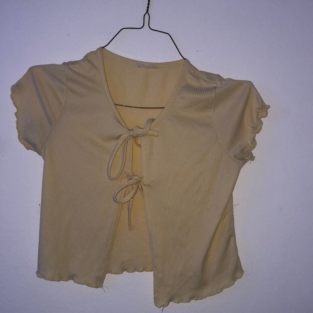 Medium yellow summer tie cover